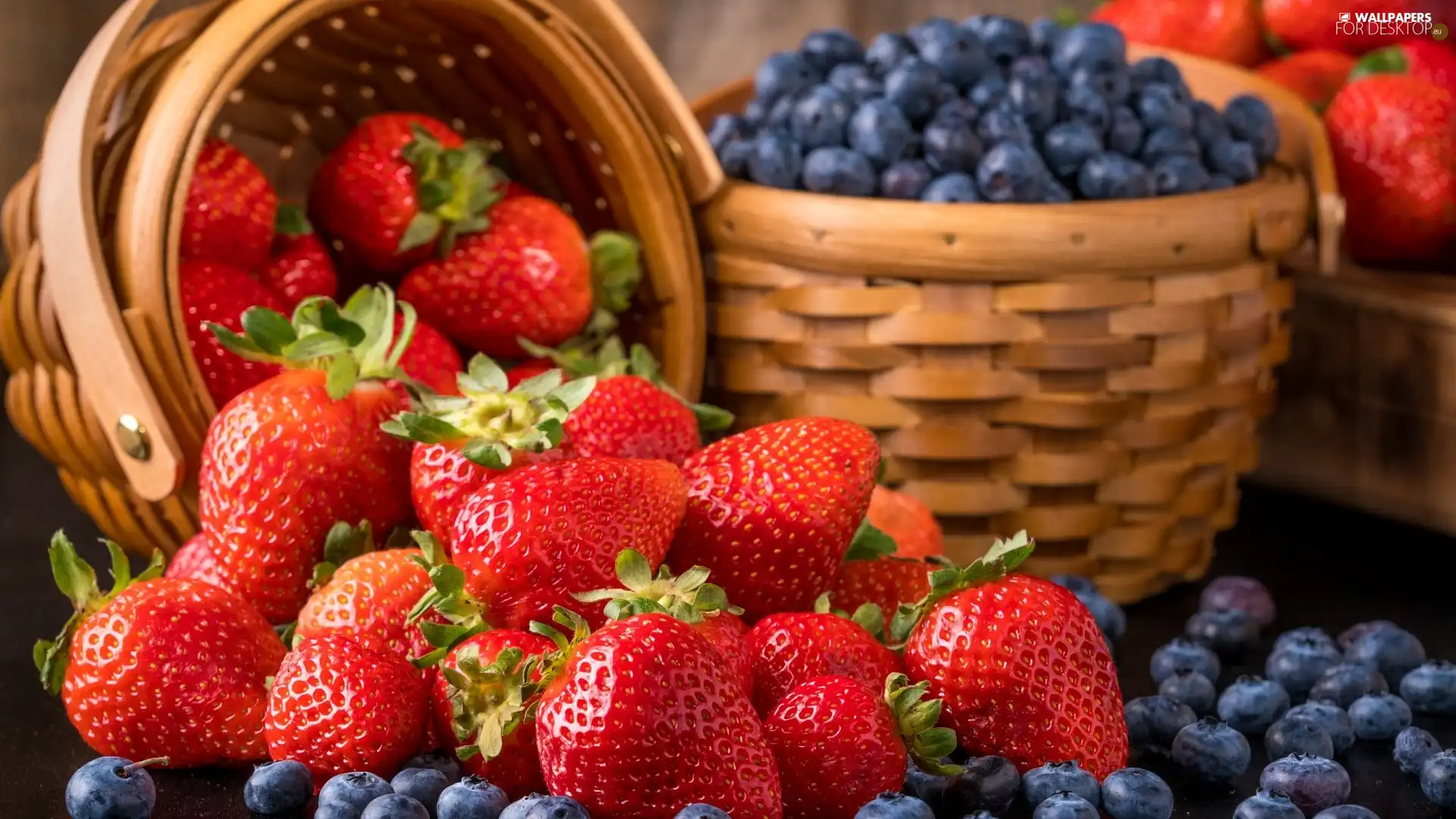 Baskets, strawberries, blueberries