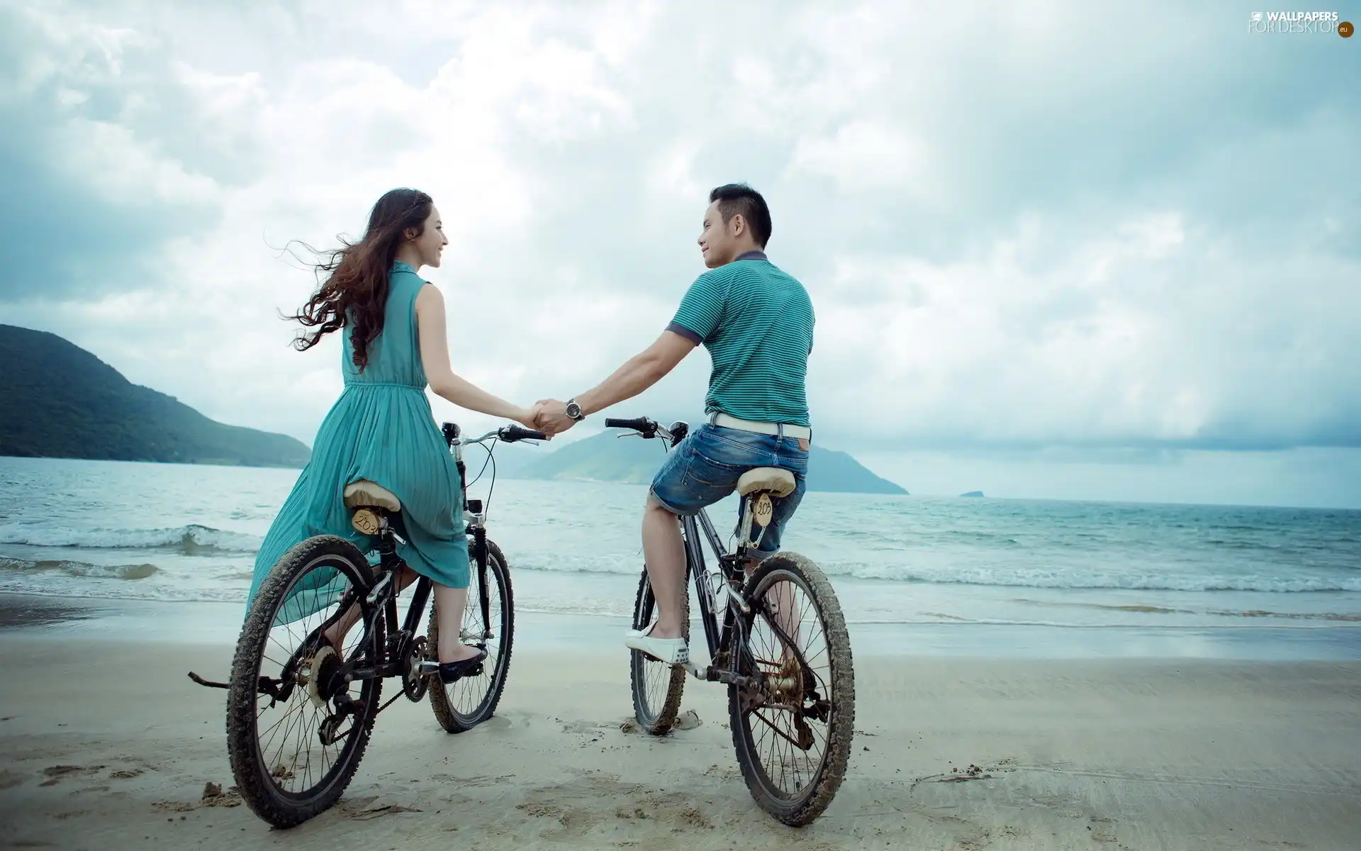 Bikes, lovers, Beaches