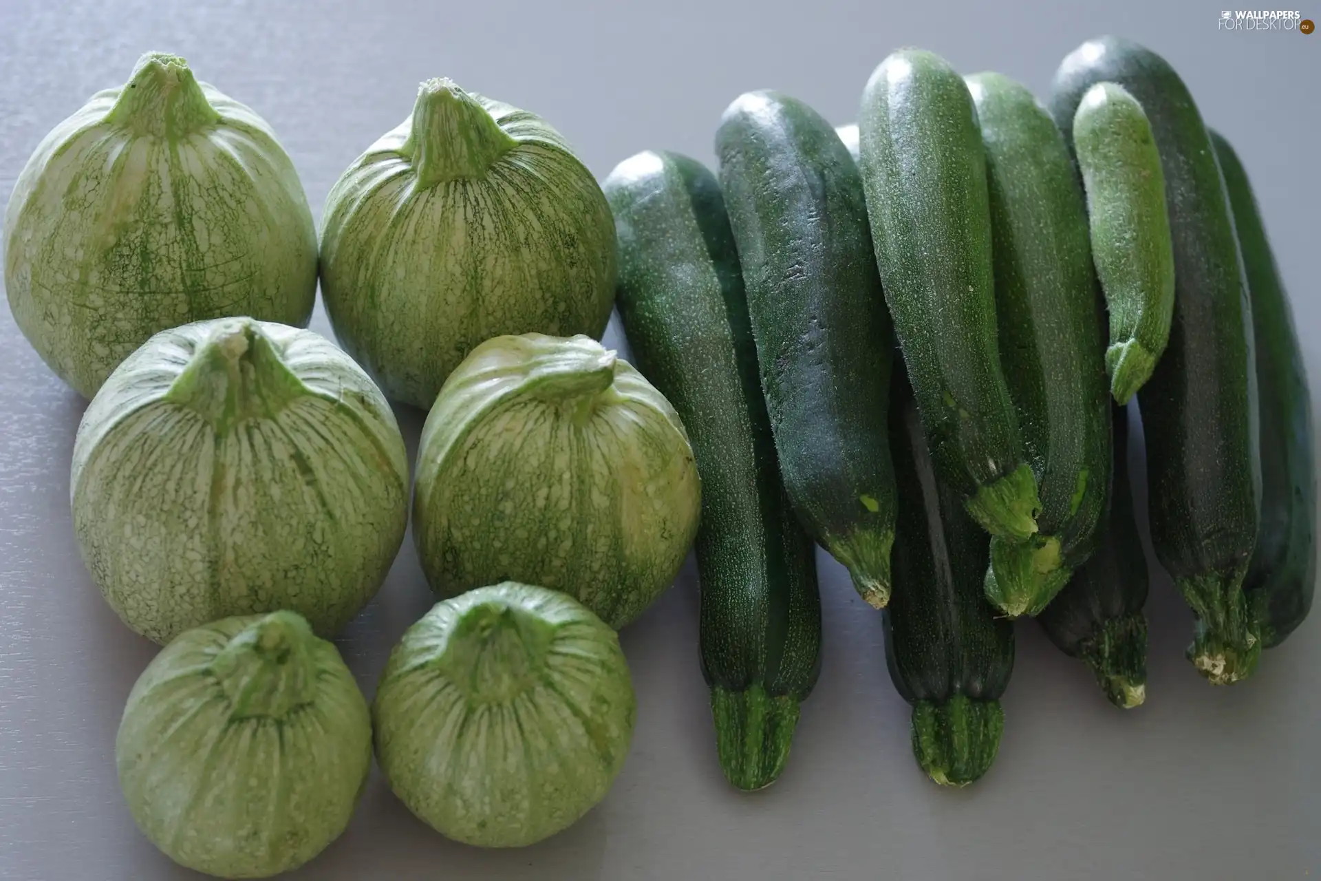 Squashes, green ones, Courgettes