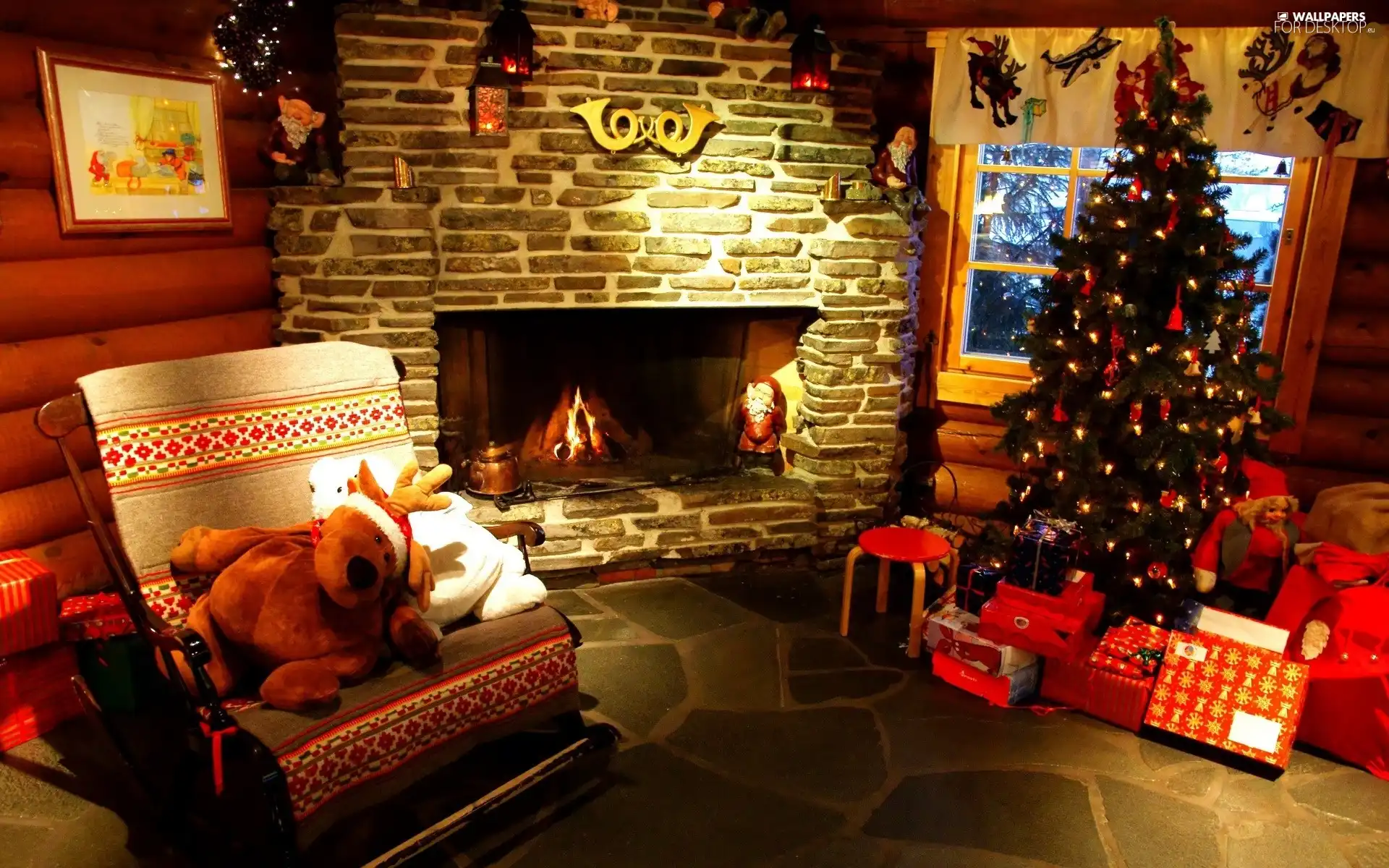 christmas tree, burner chimney, mascot, gifts