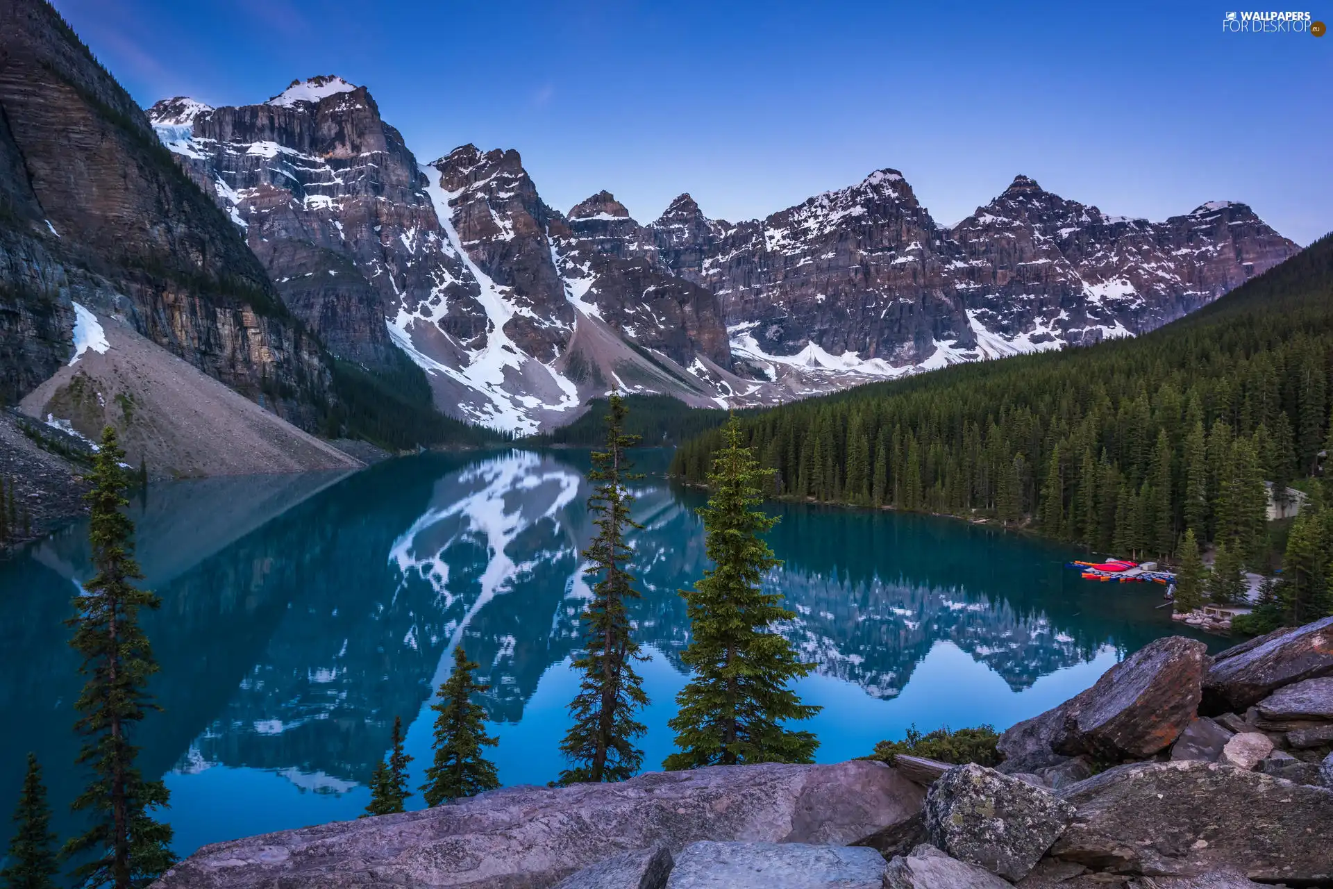 viewes, Province of Alberta, Moraine Lake, clouds, Mountains, Banff National Park, lake, Canada, Stones, trees