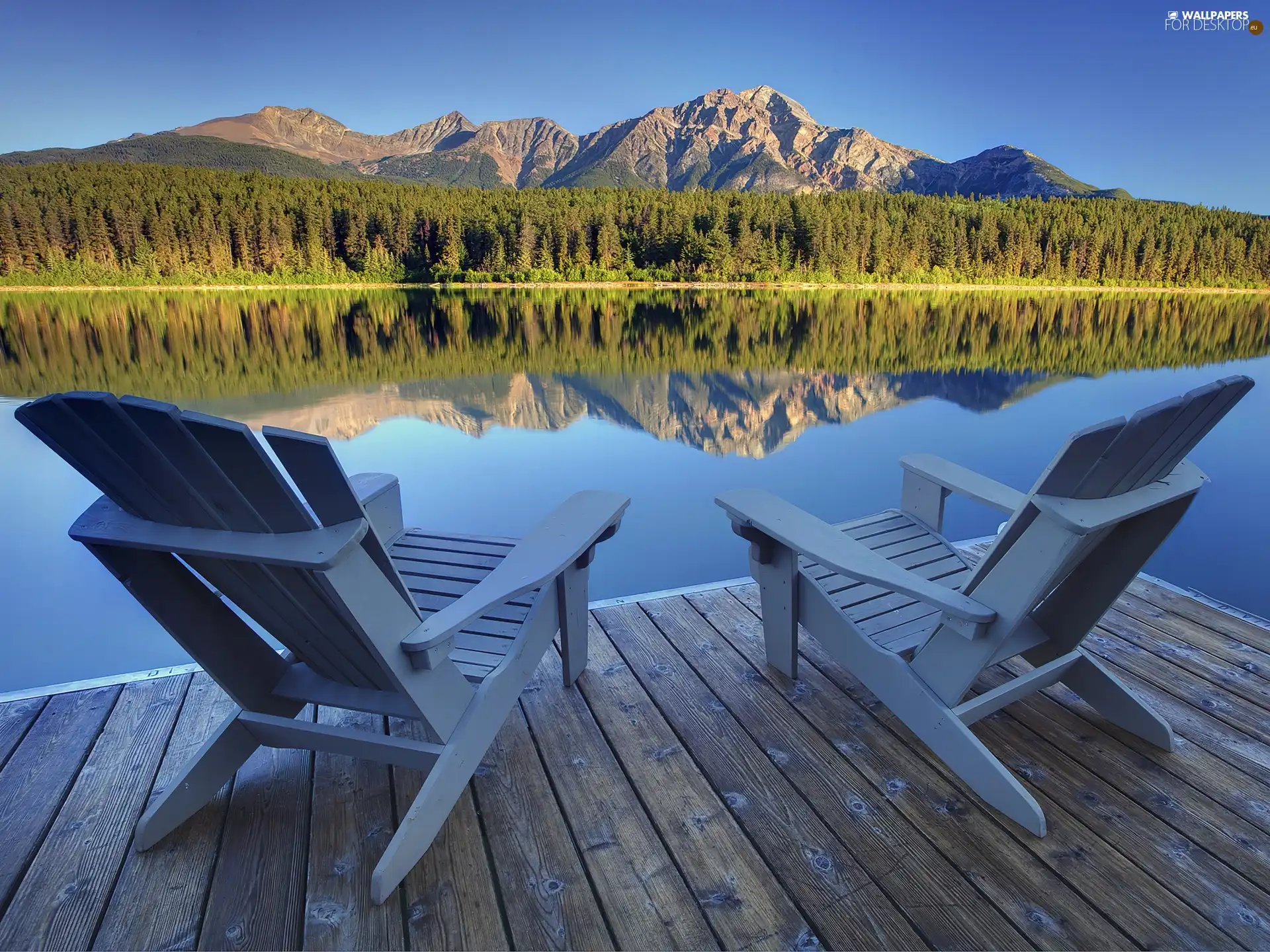 Patricia Lake, Alberta, seats, Mountains, lake