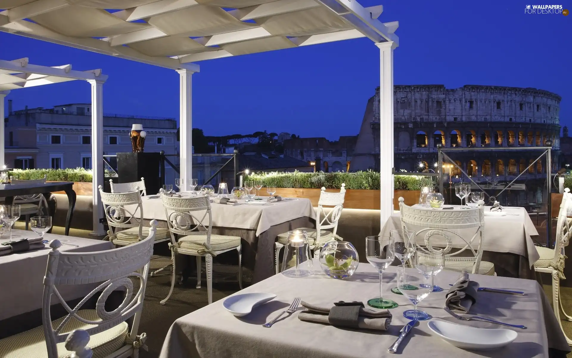 Restaurant, Coloseum, Rome, evening