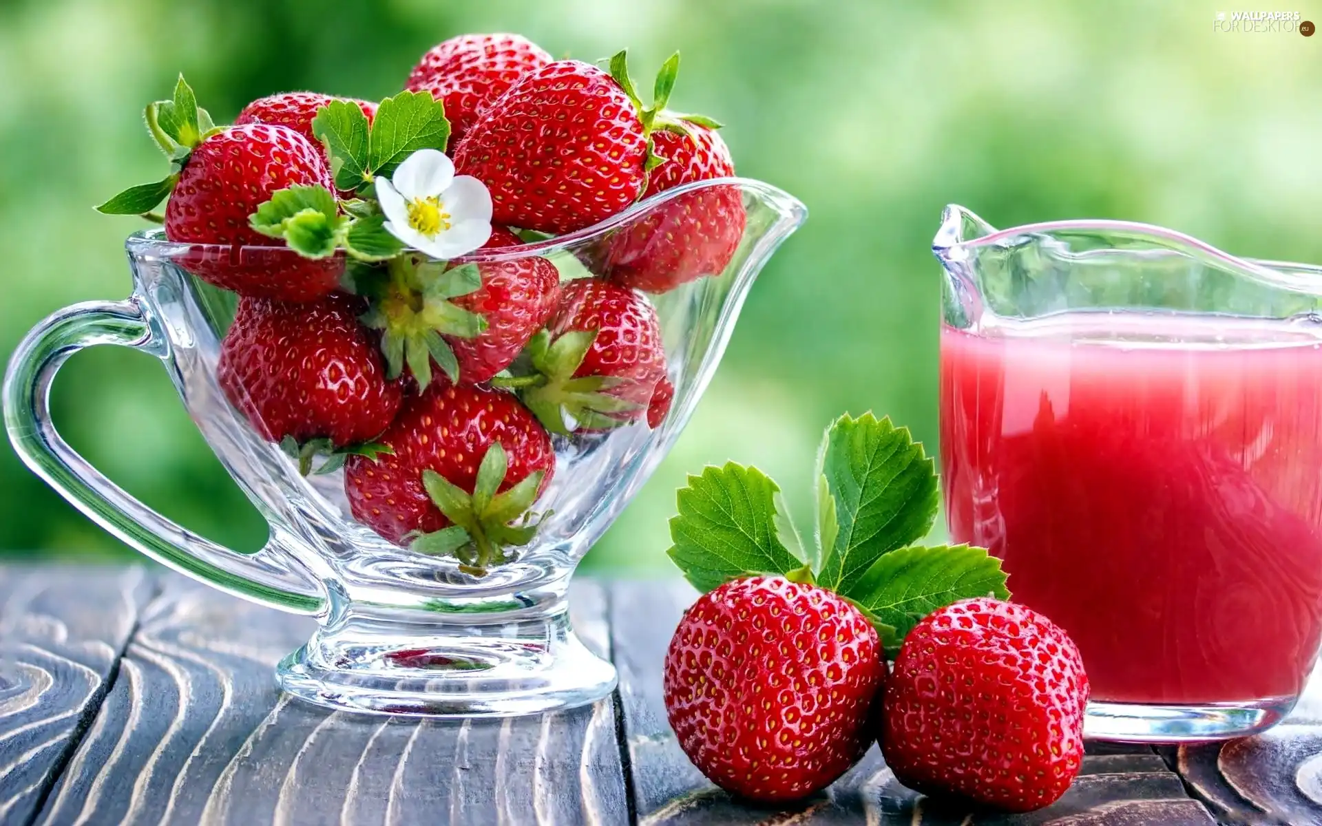 strawberries, juice, Table, jug