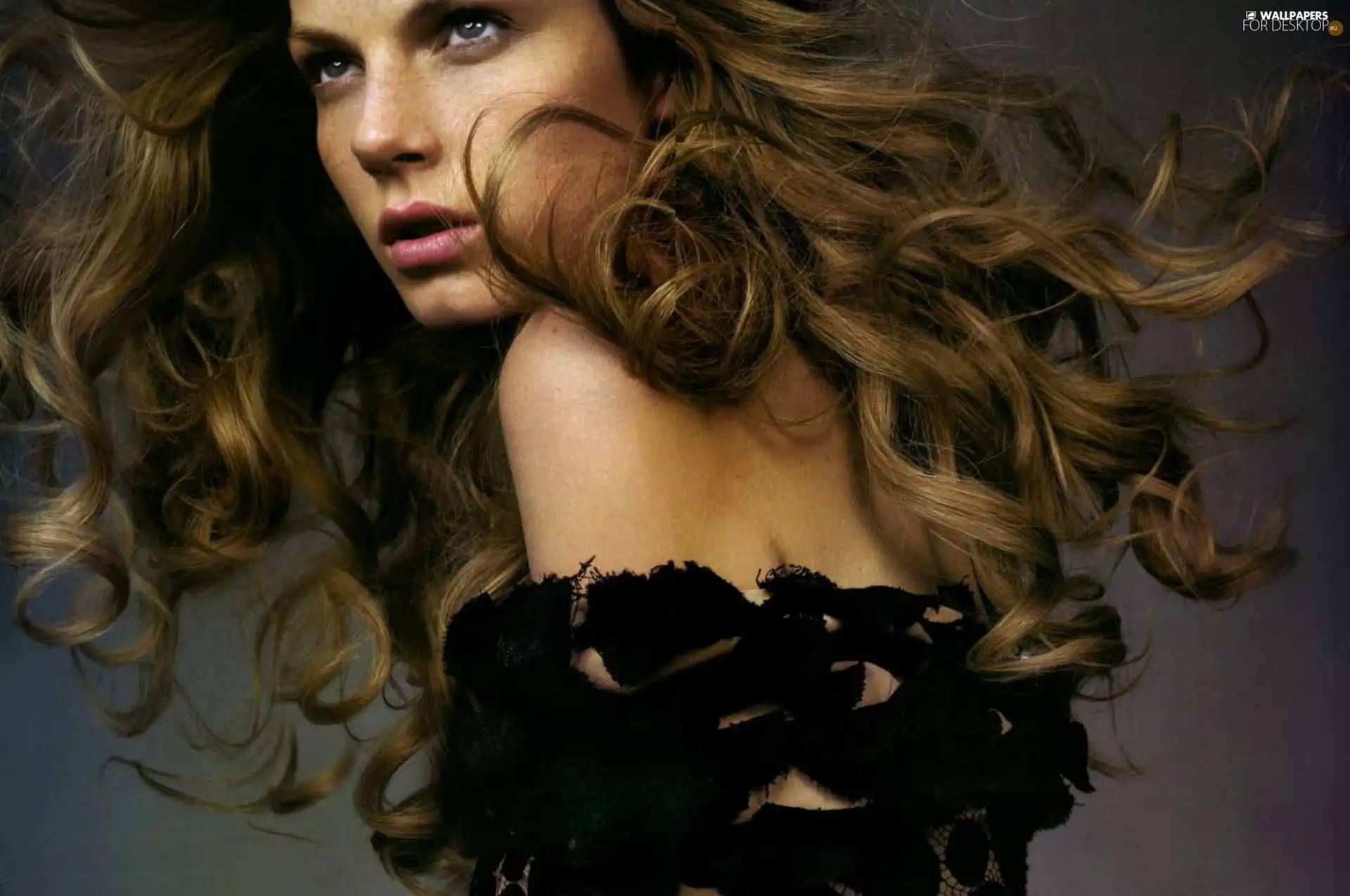 Angela Lindvall