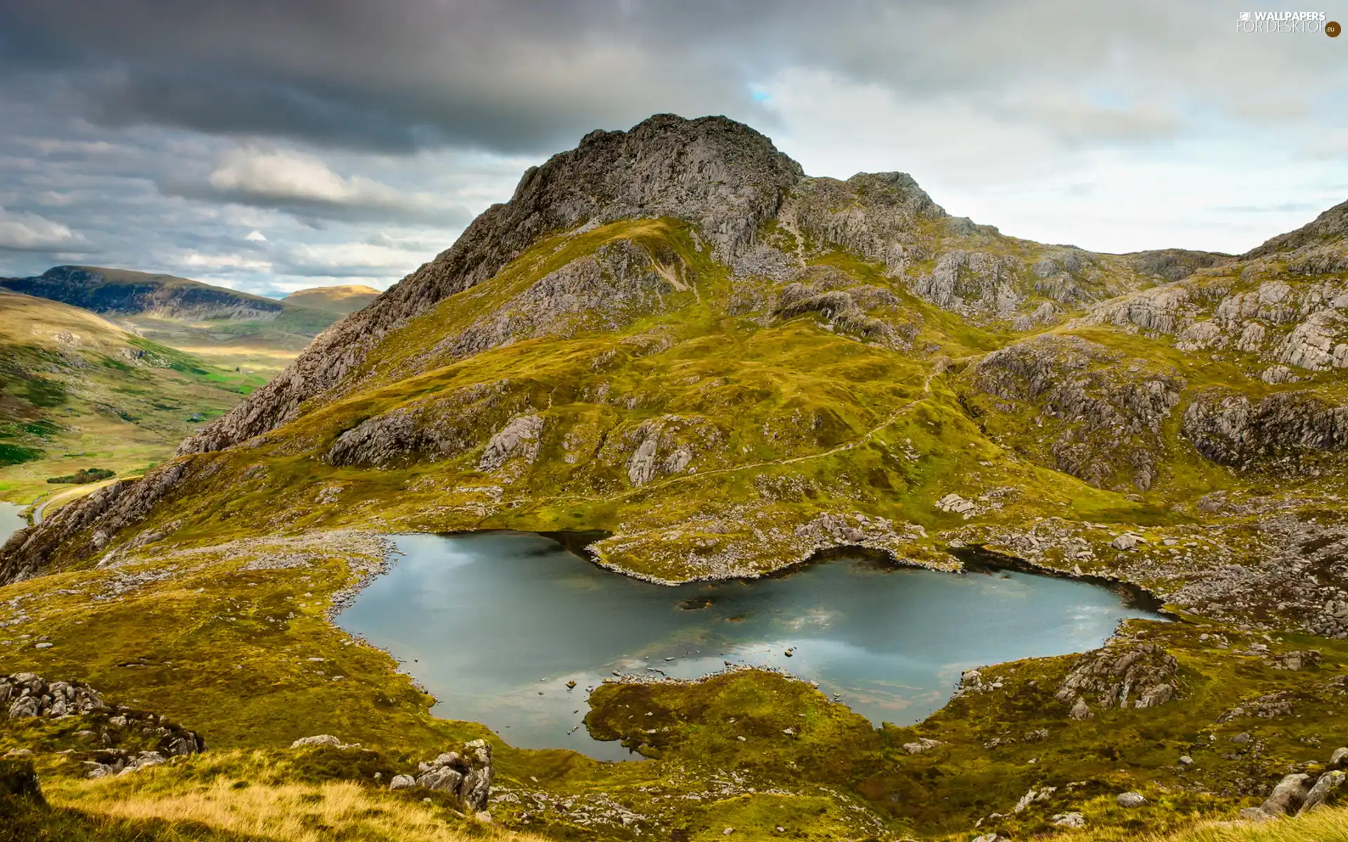 Mountains, Pond - car