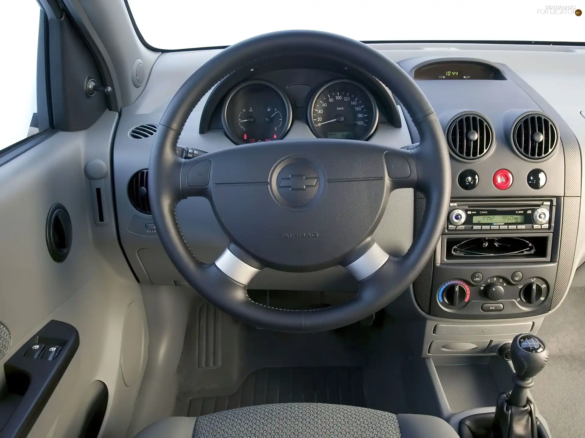 Chevrolet Kalos, driver