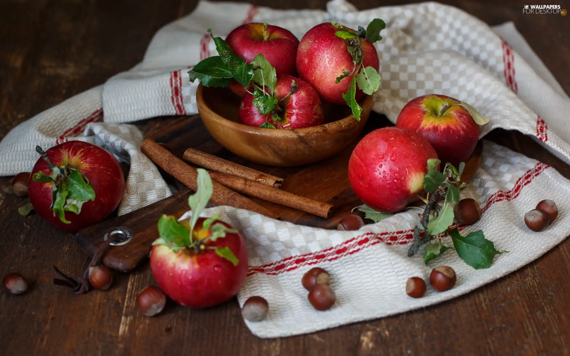 composition, apples, chestnuts