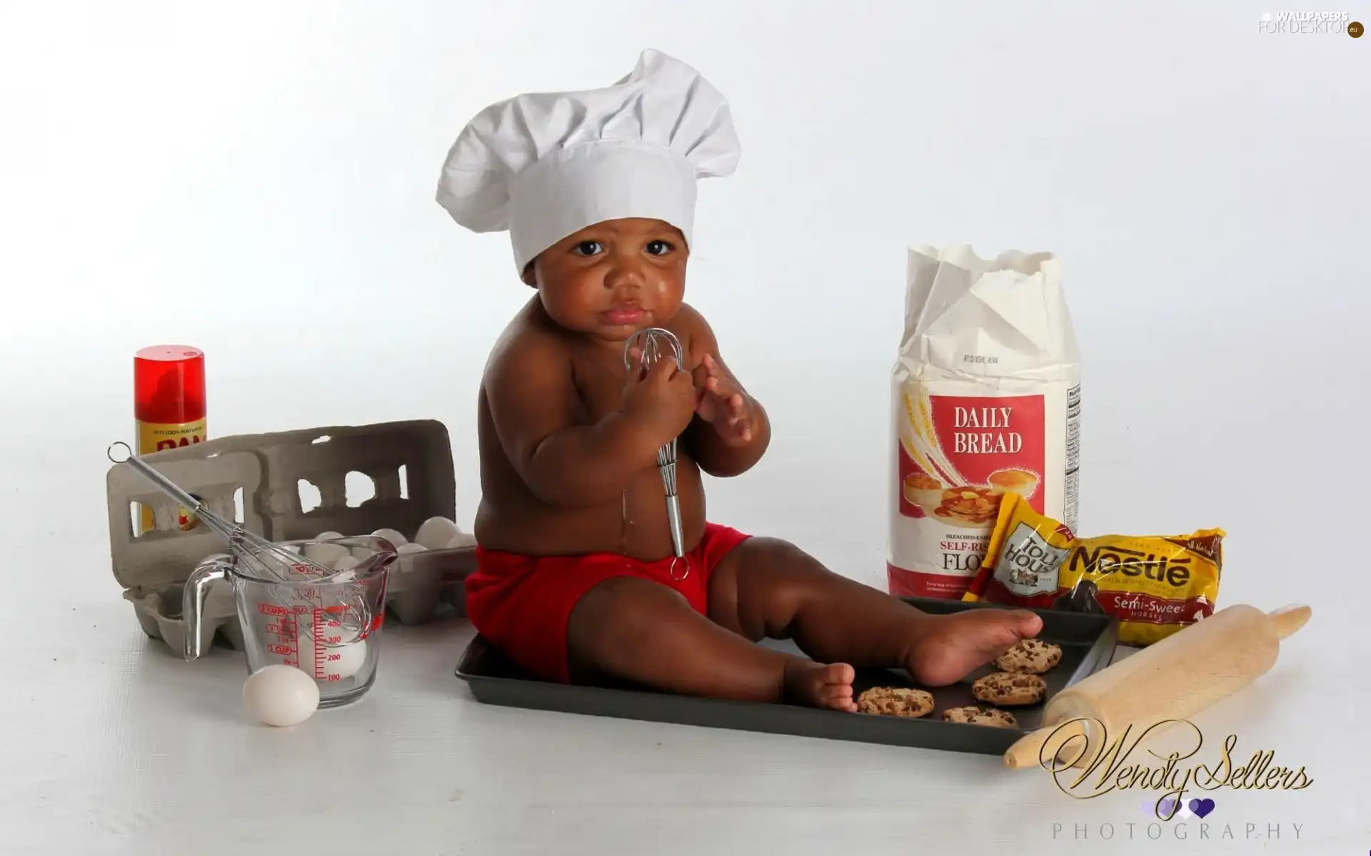 dark-skinned, small, cook, Kid