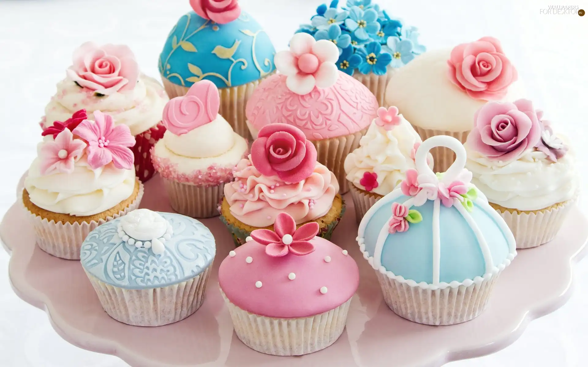 Muffins, ornamentation, decoration, cream