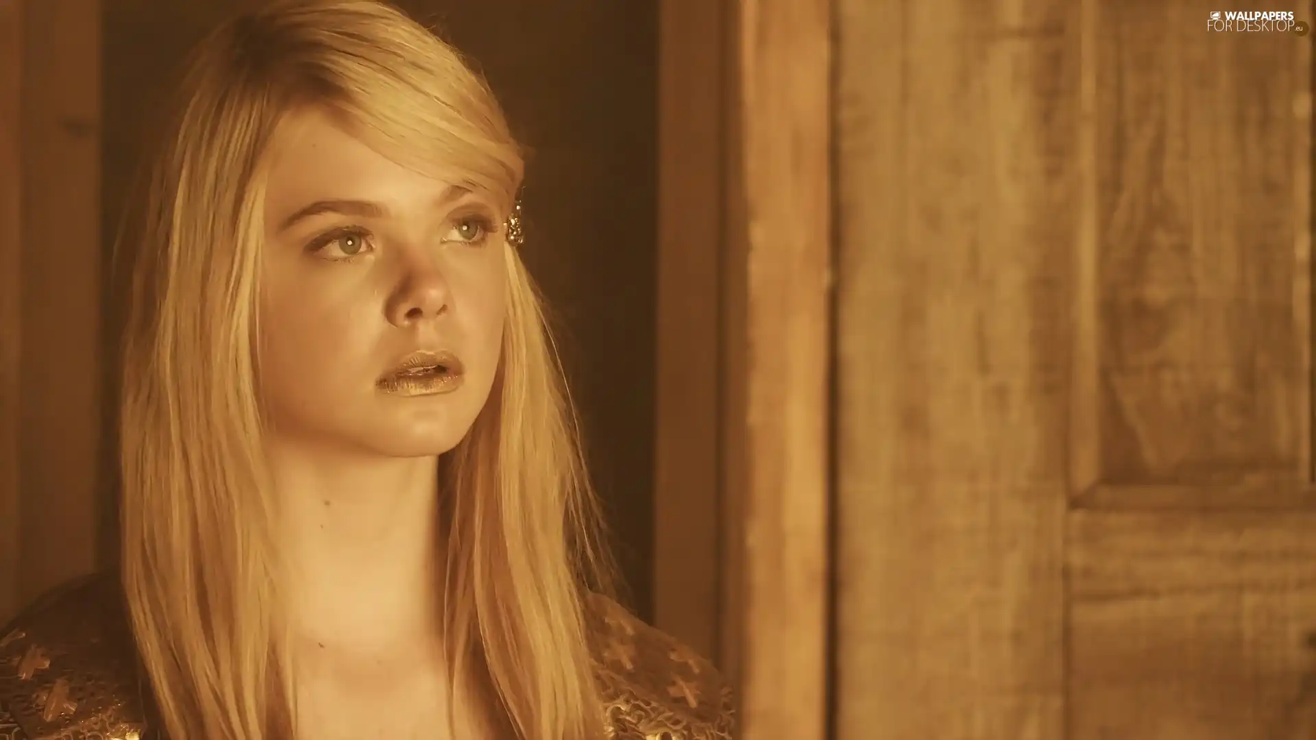 Elle Fanning, surprise