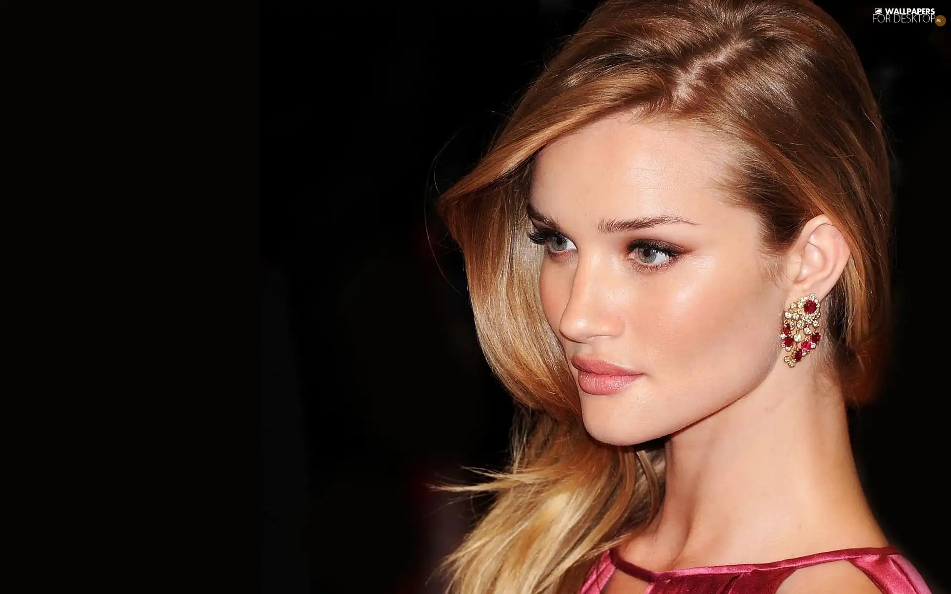 ear-ring, Rosie Huntington Whiteley, face