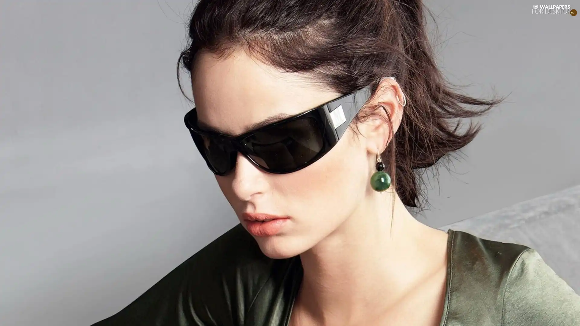 Glasses, Nicole Trunfio, face