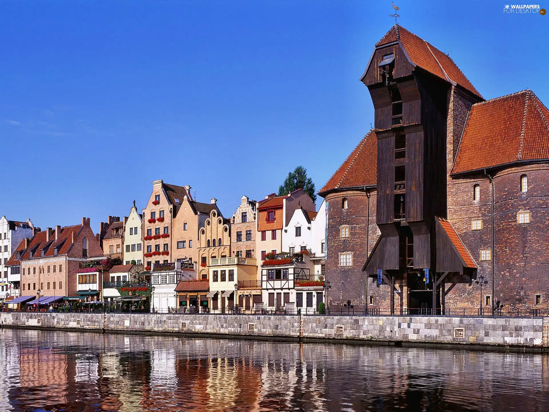 Gdańsk, Poland, apartment house, motlawa, crane