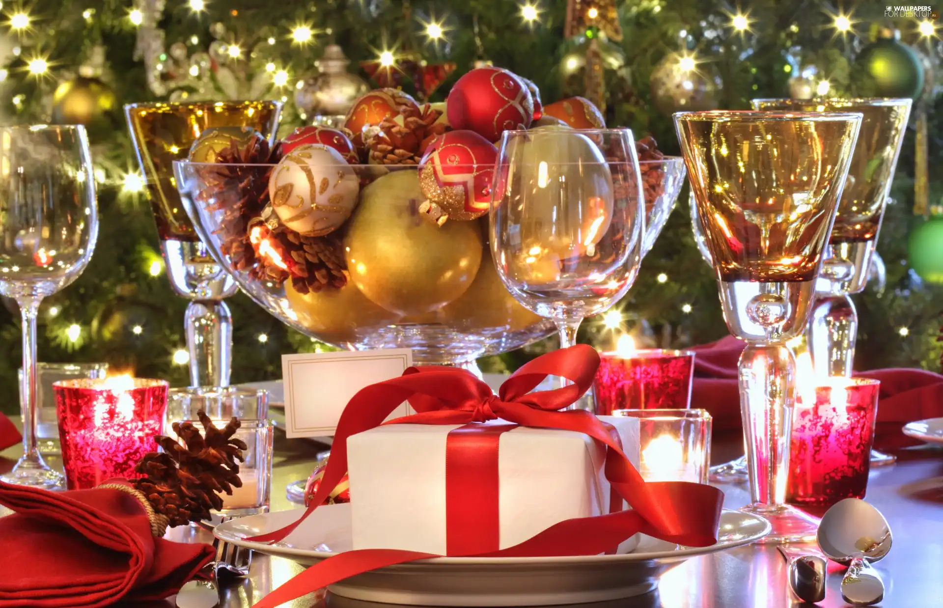 gifts, baubles, headdress
