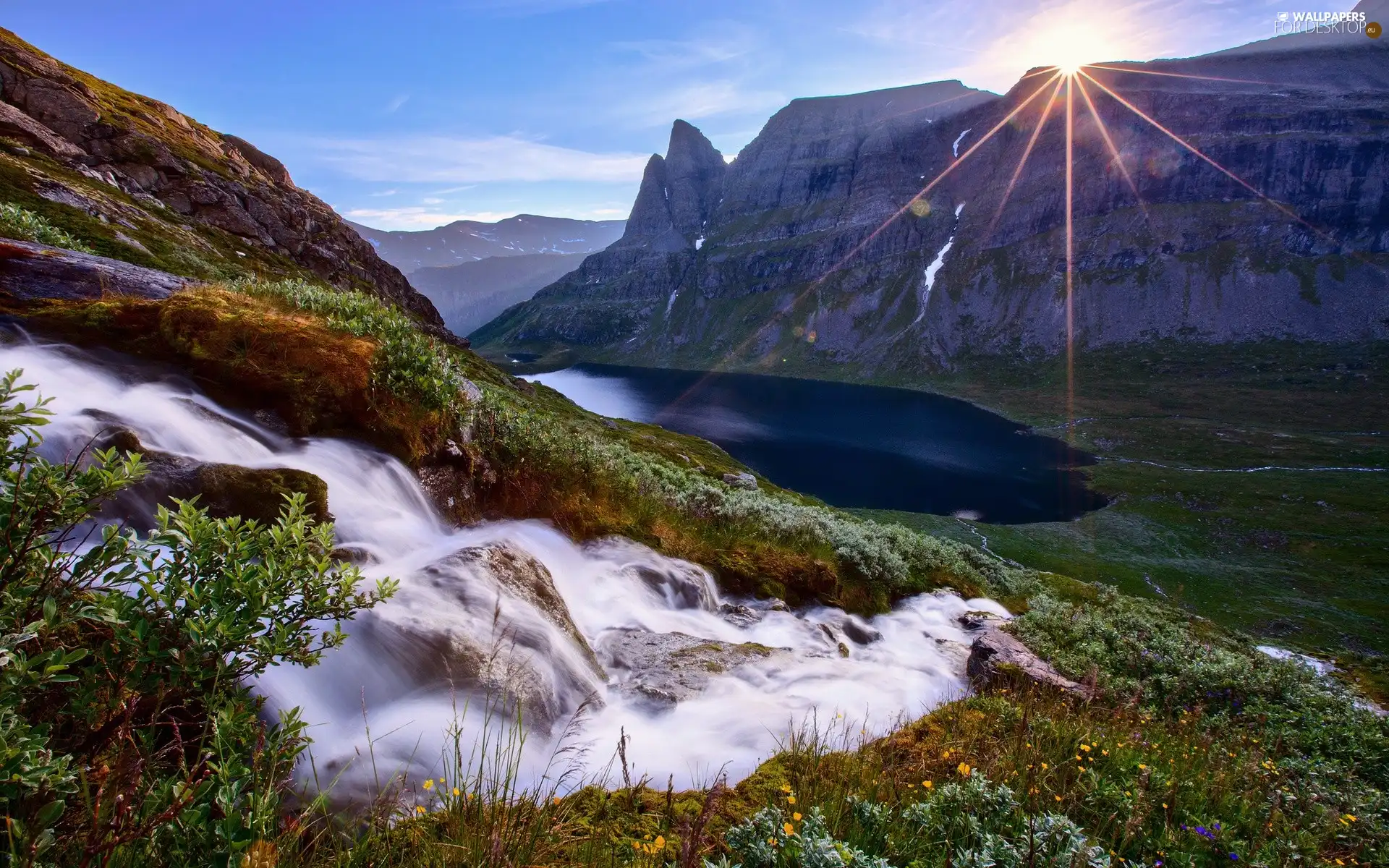 Mountains, sun, grass, rays