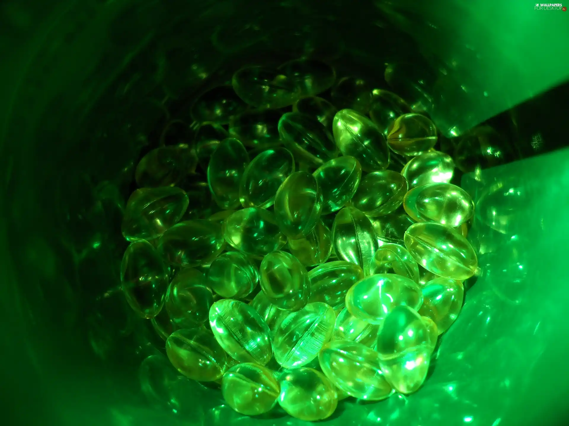 green ones, capsules