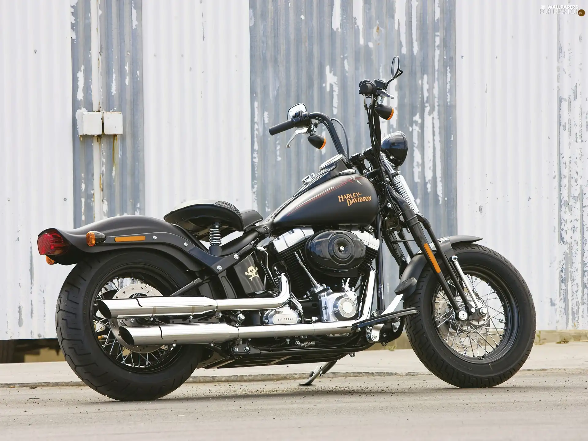 Harley Davidson Softail Cross Bo