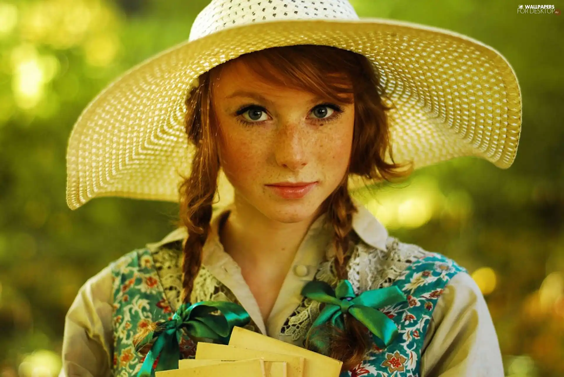 Hat, Women, freckles