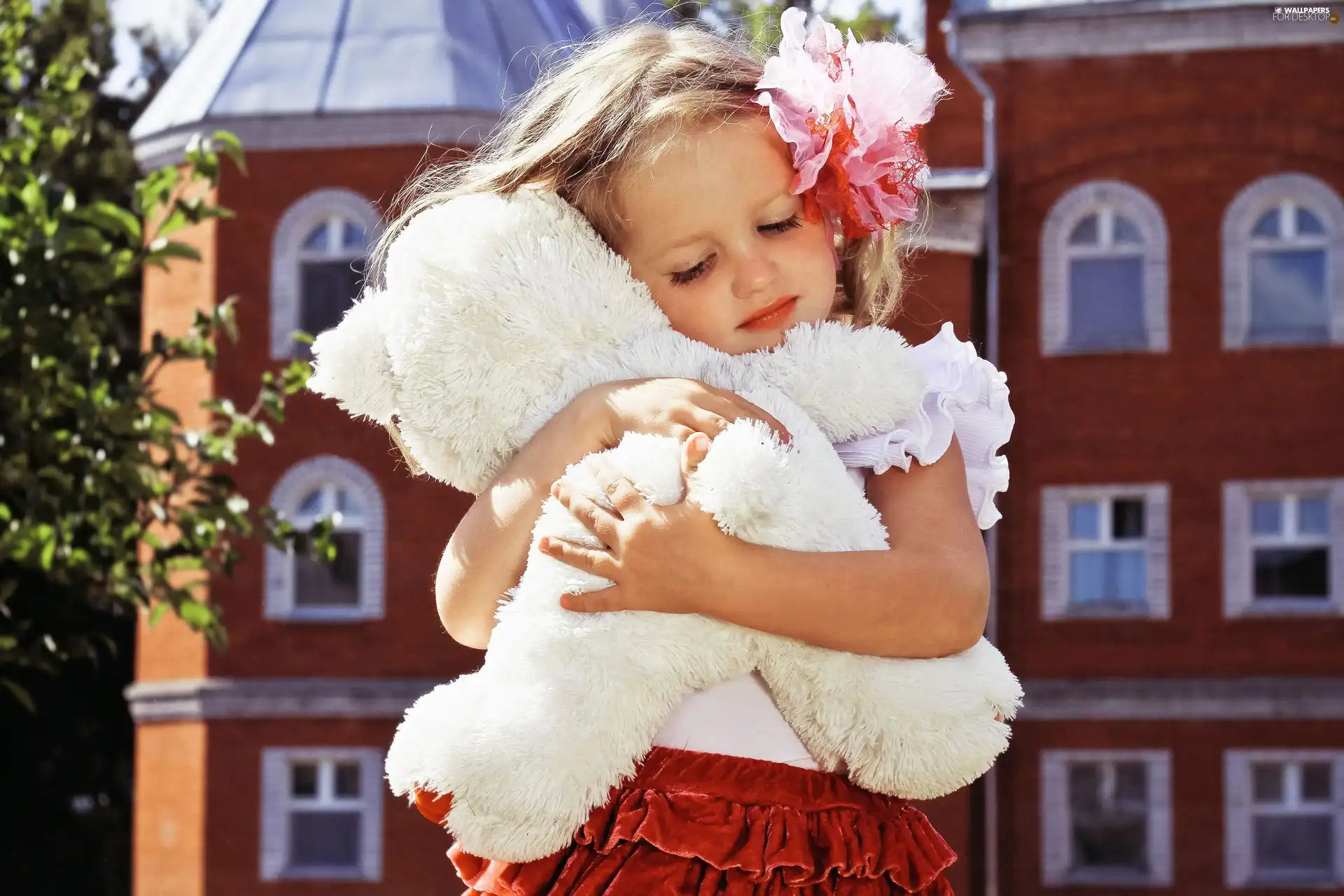 small, teddy bear, House, girl