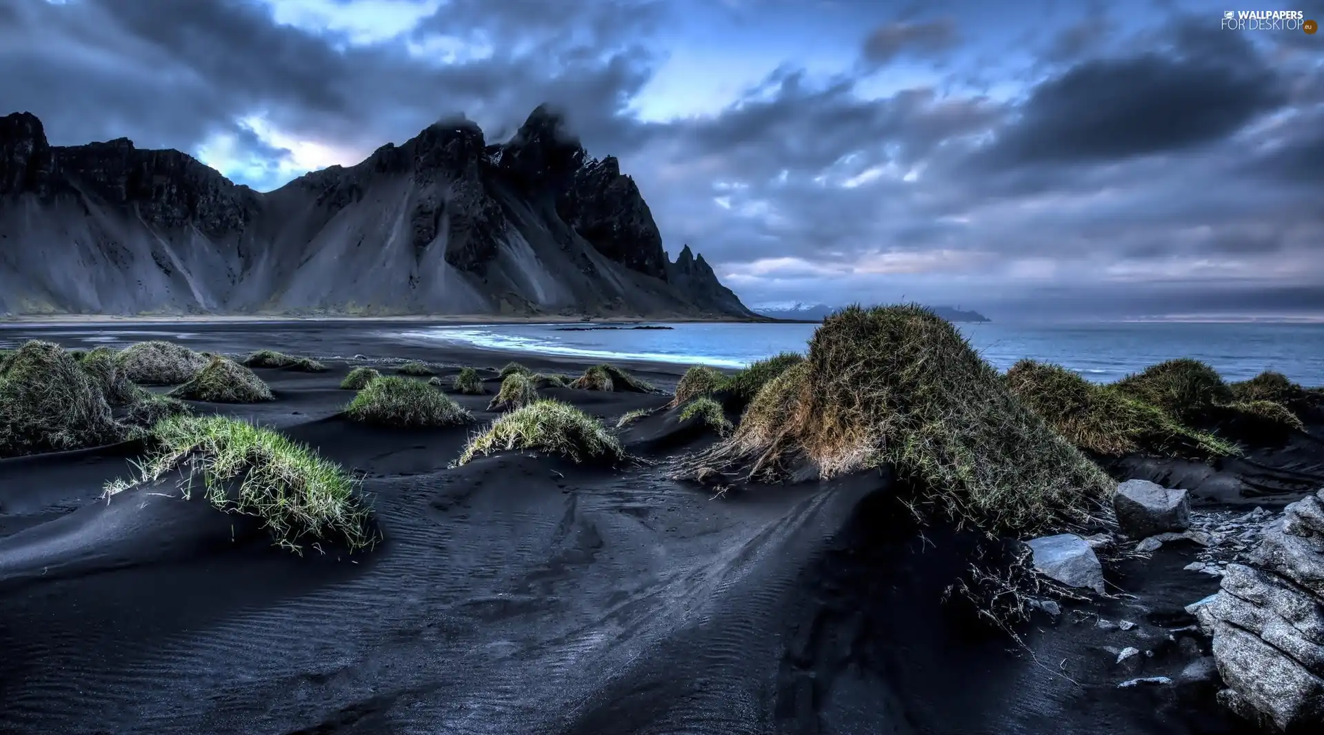 sea, clouds, iceland, Mountains