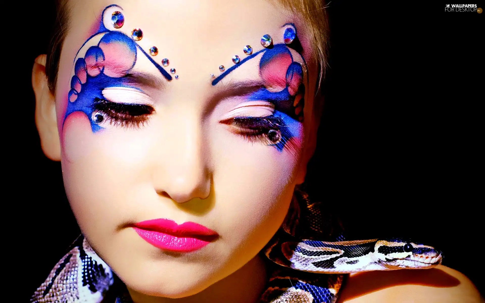 Snake, girl, make-up