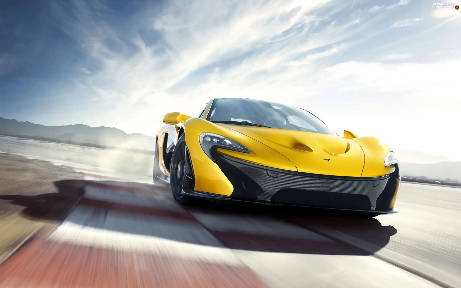McLaren P1