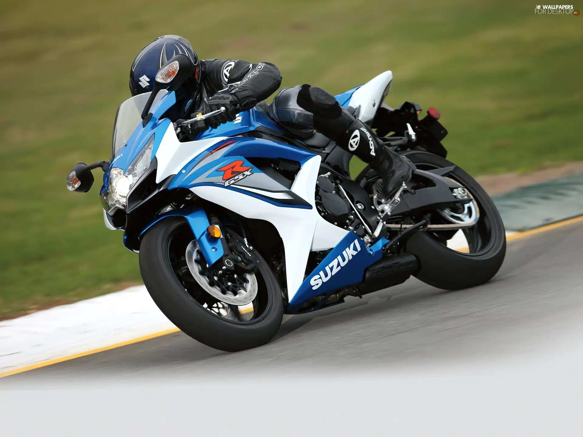 Suzuki GSX R750, Motorcyclist