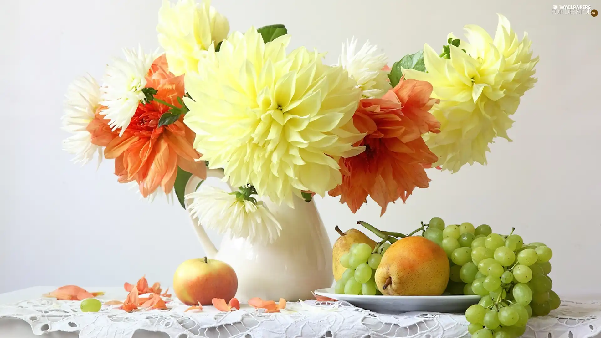 napkin, dahlias, Fruits