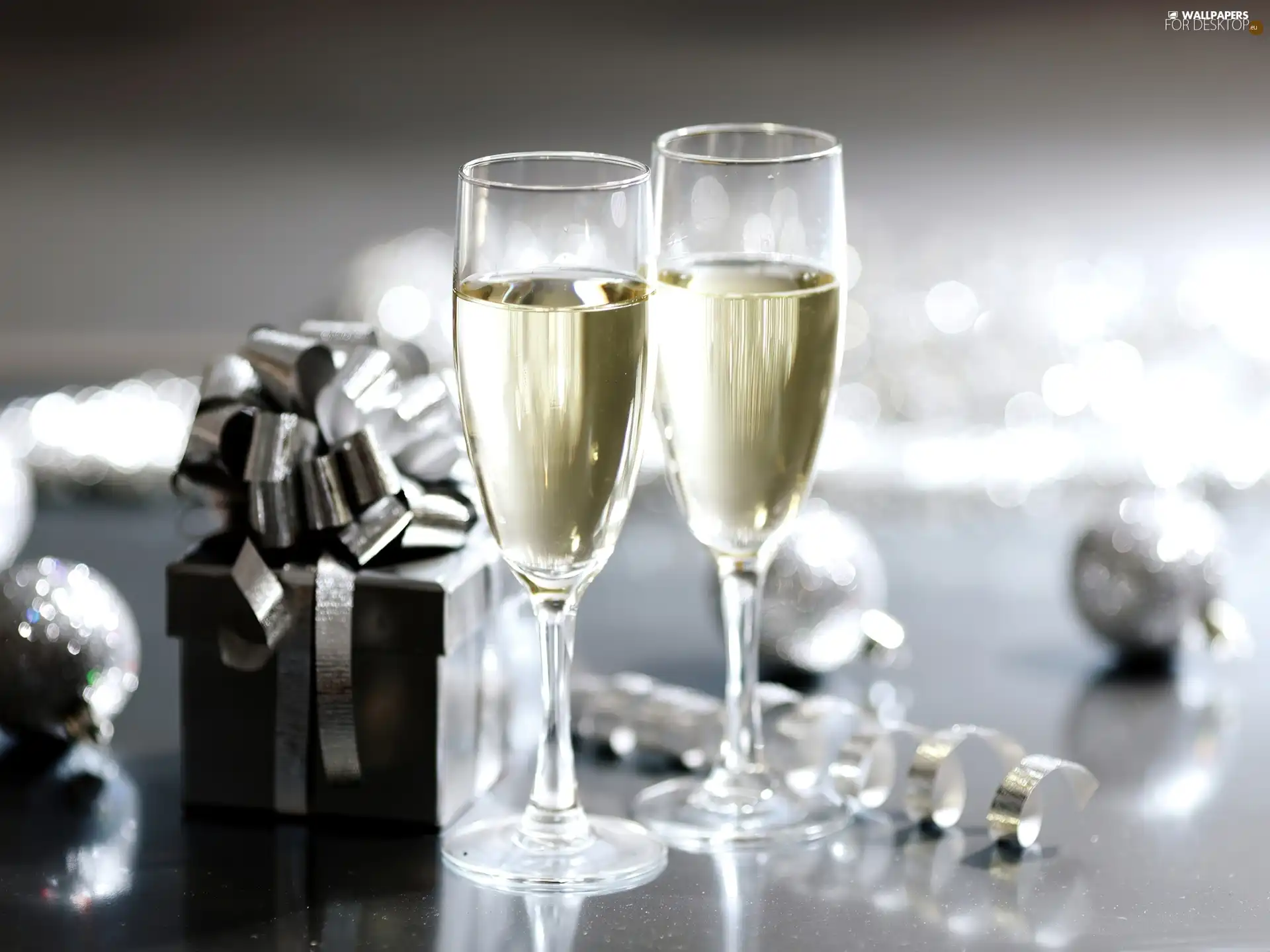 New, year, glasses, Champagne, baubles