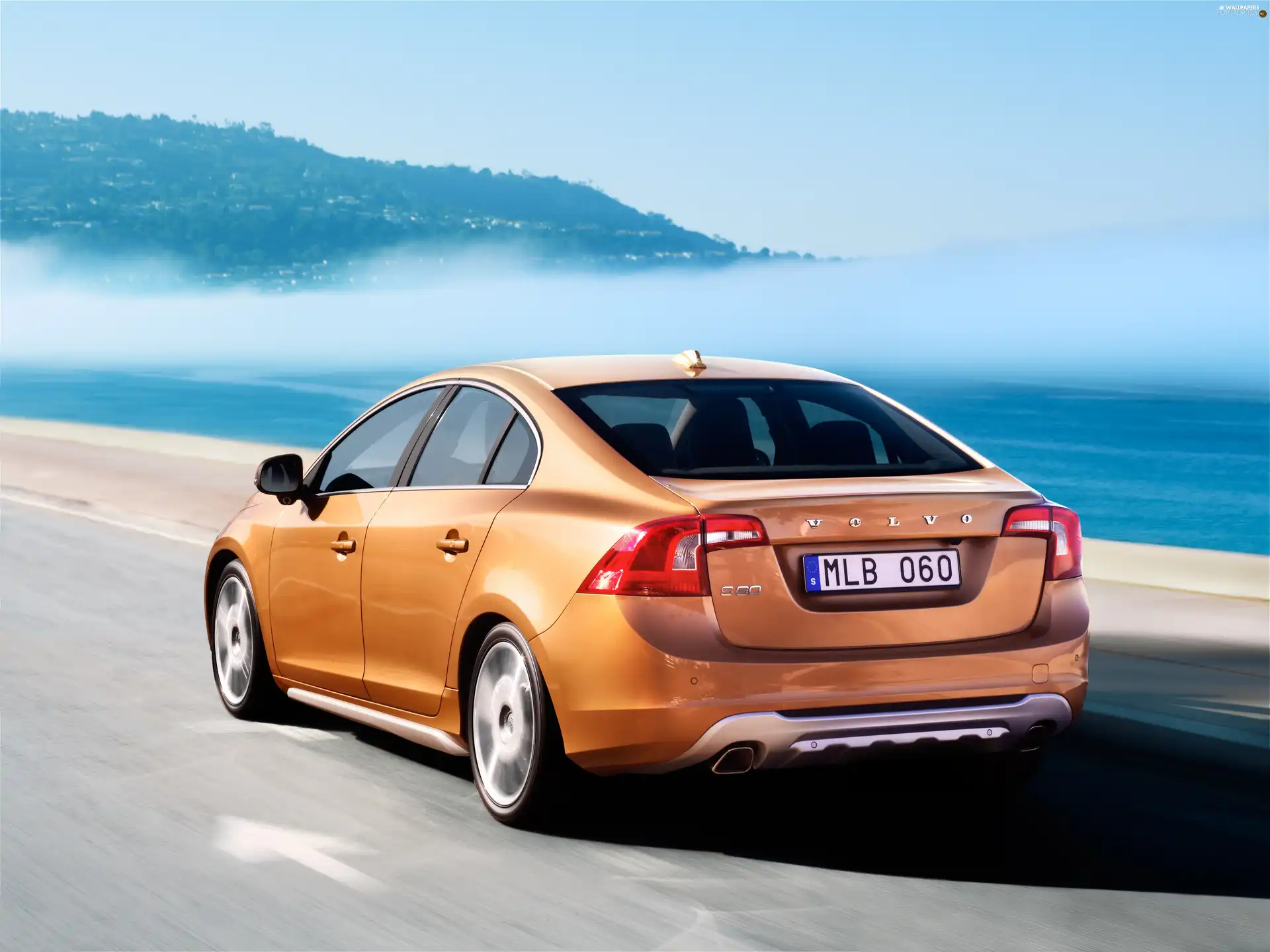 Orange, Volvo S60