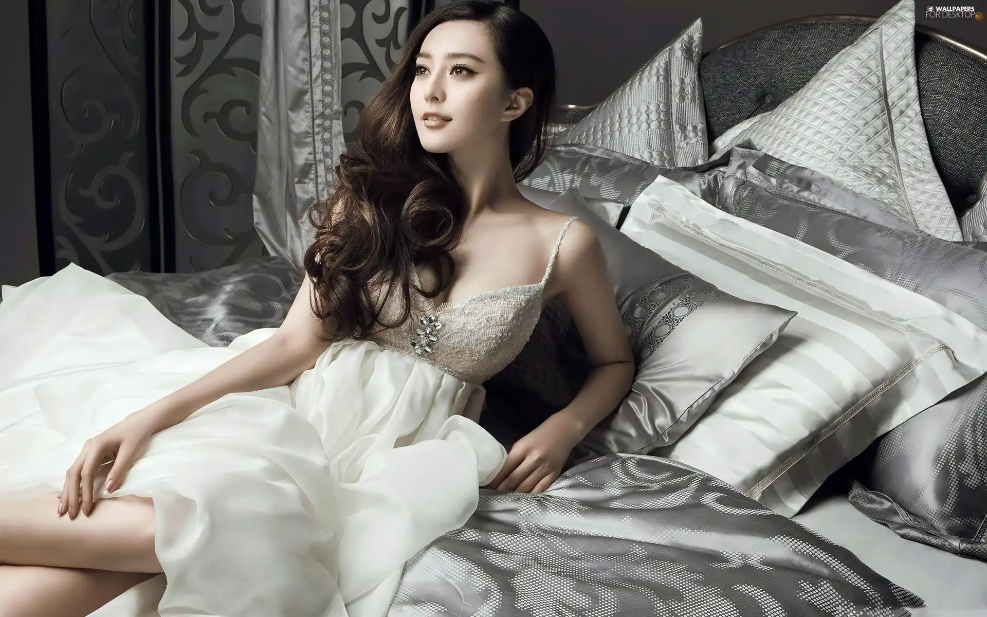 White Bed, Fan Bingbing, Shirt