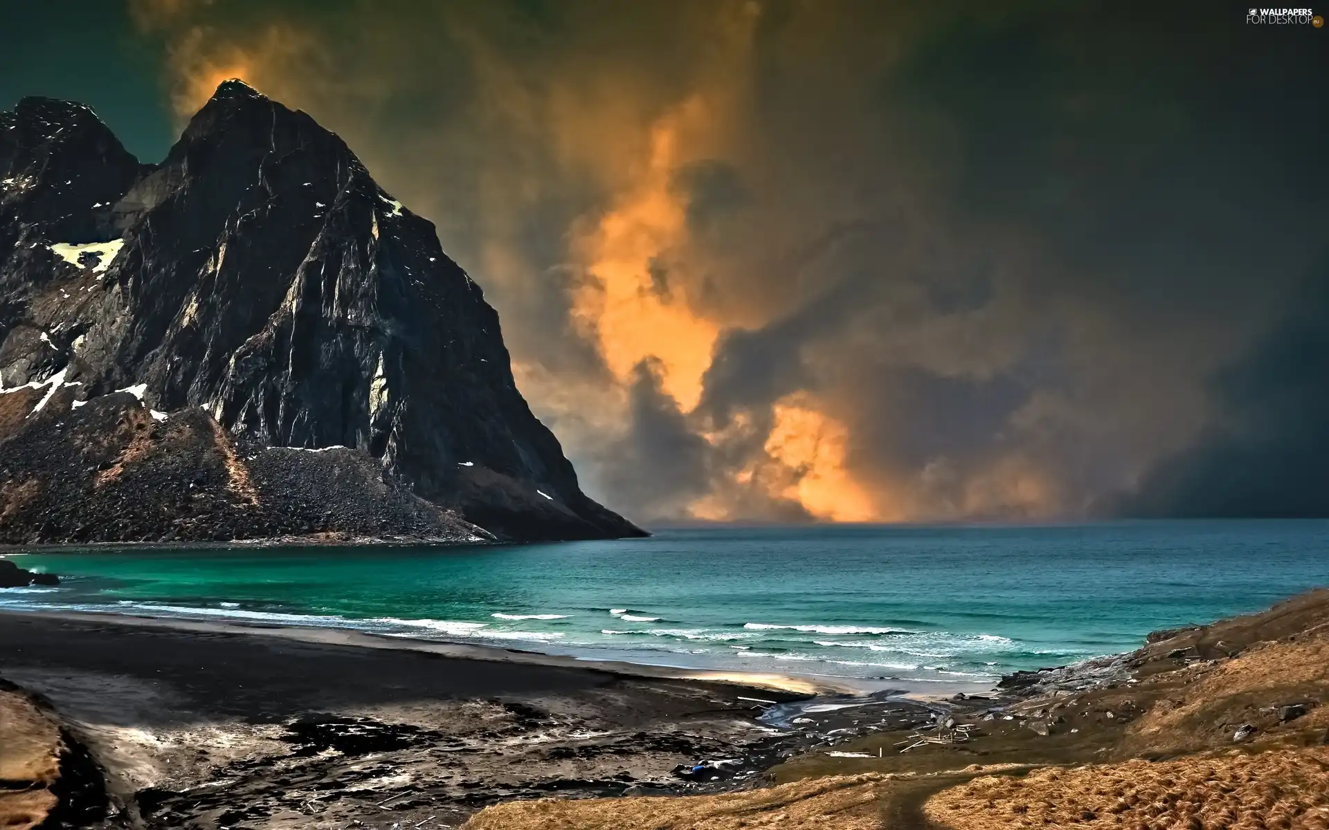 sea, Clouds, Sky, Mountains