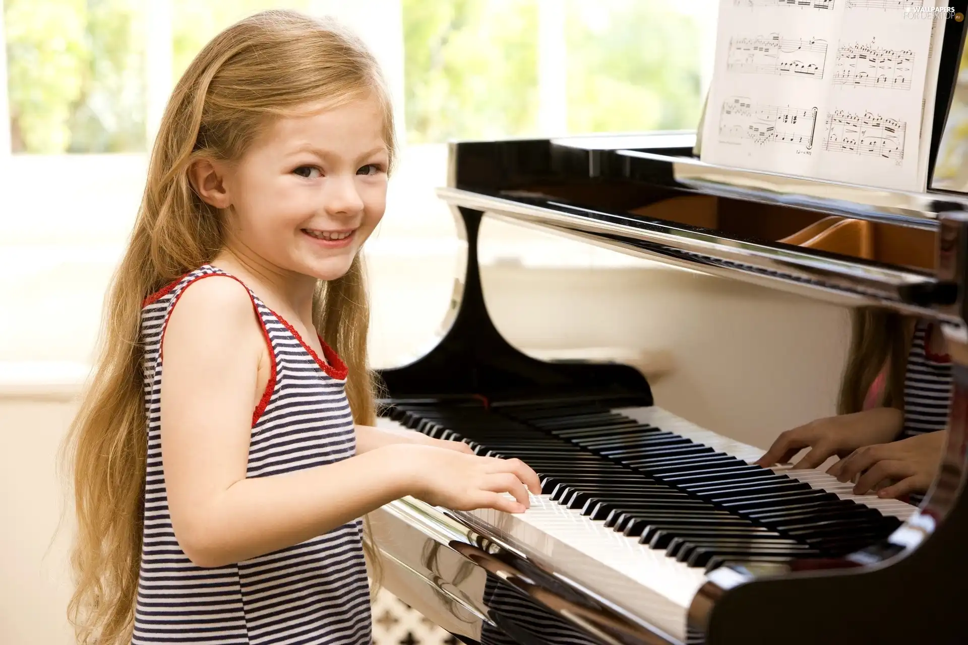 girl, Tunes, Smile, piano