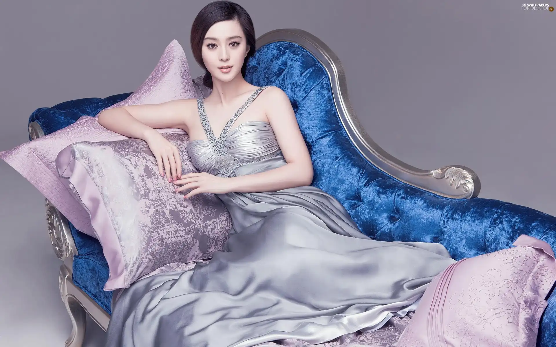 panels, Fan Bingbing, Sofa