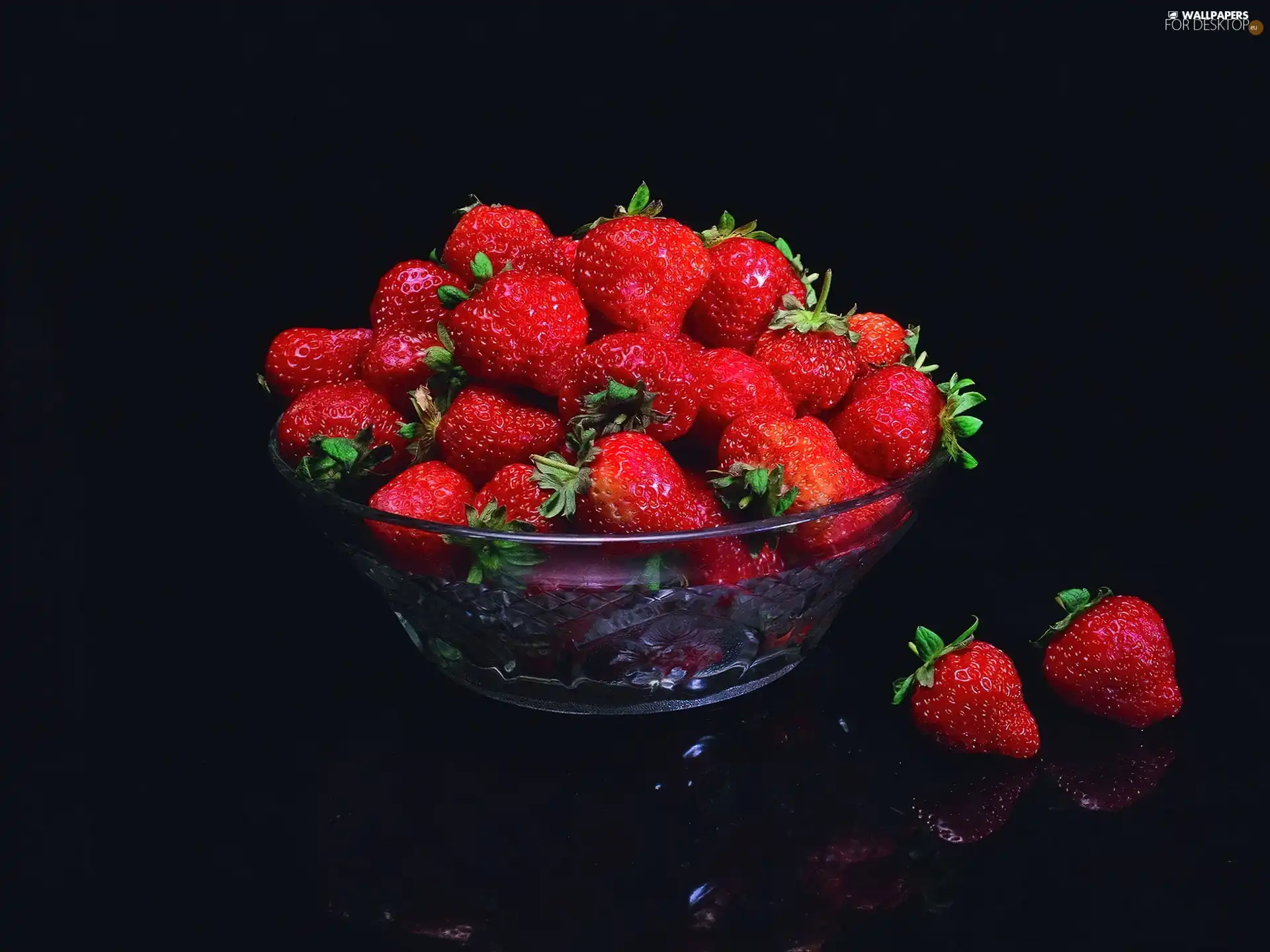 bowl, strawberries