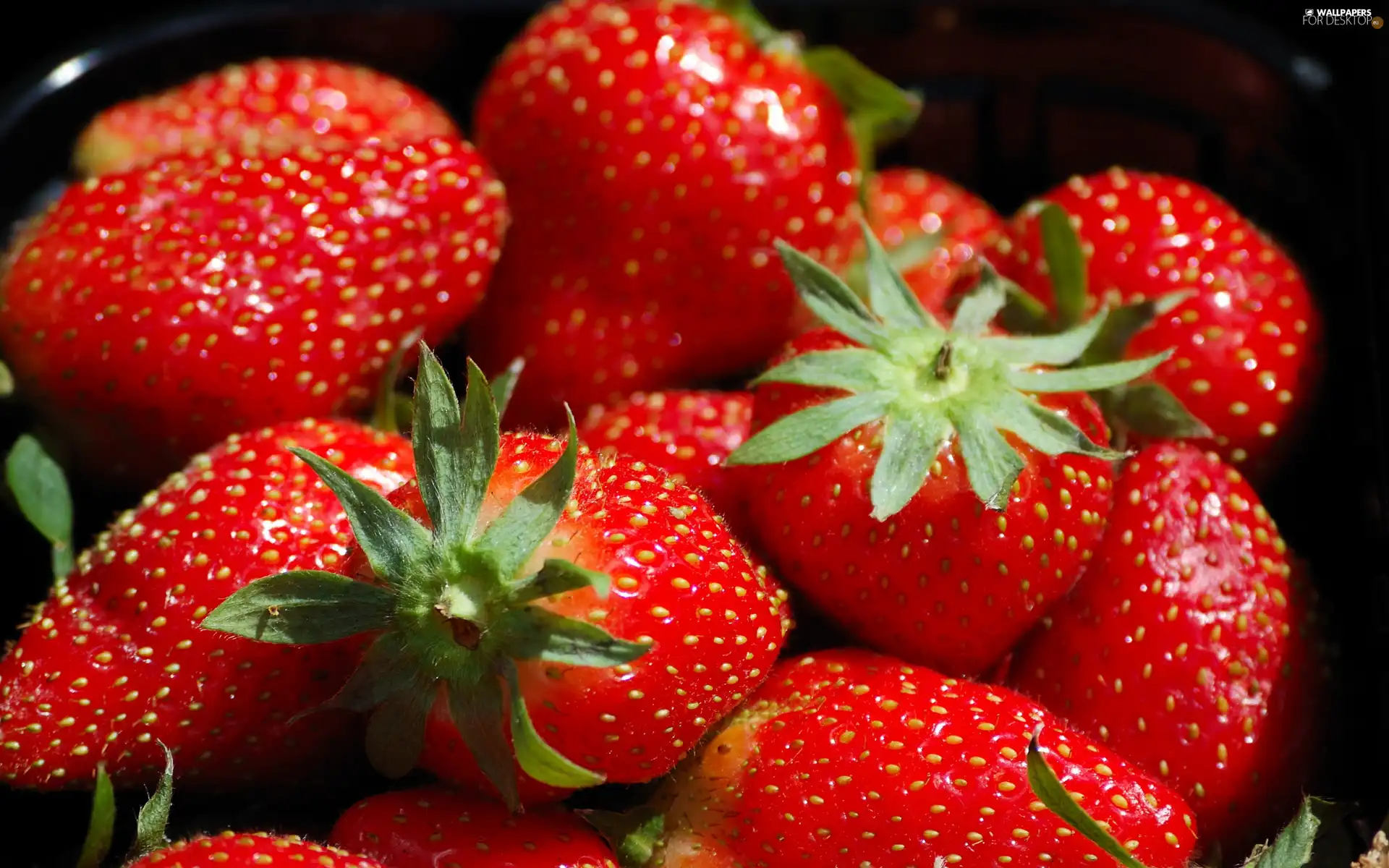 Mature, strawberries