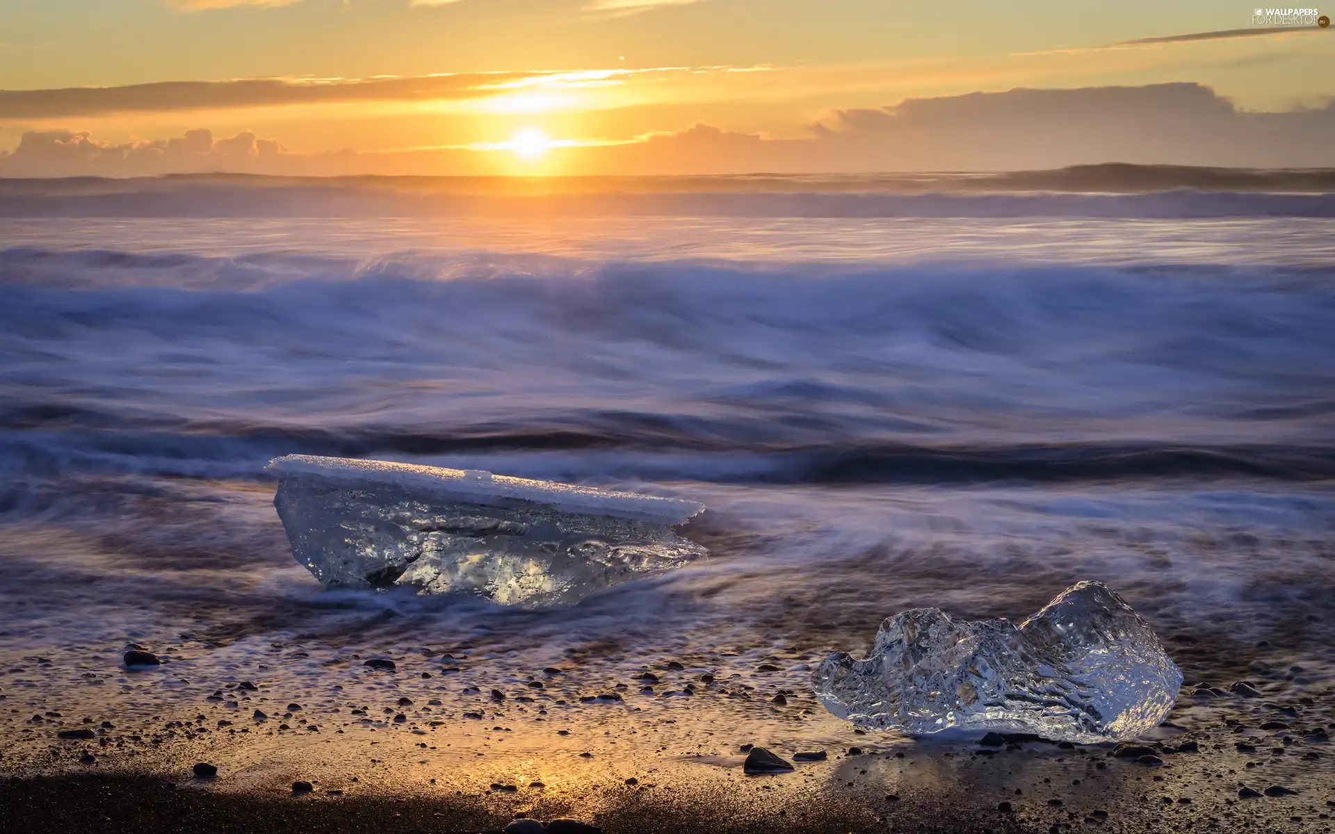 Chunks of Ice, sea, Sunrise