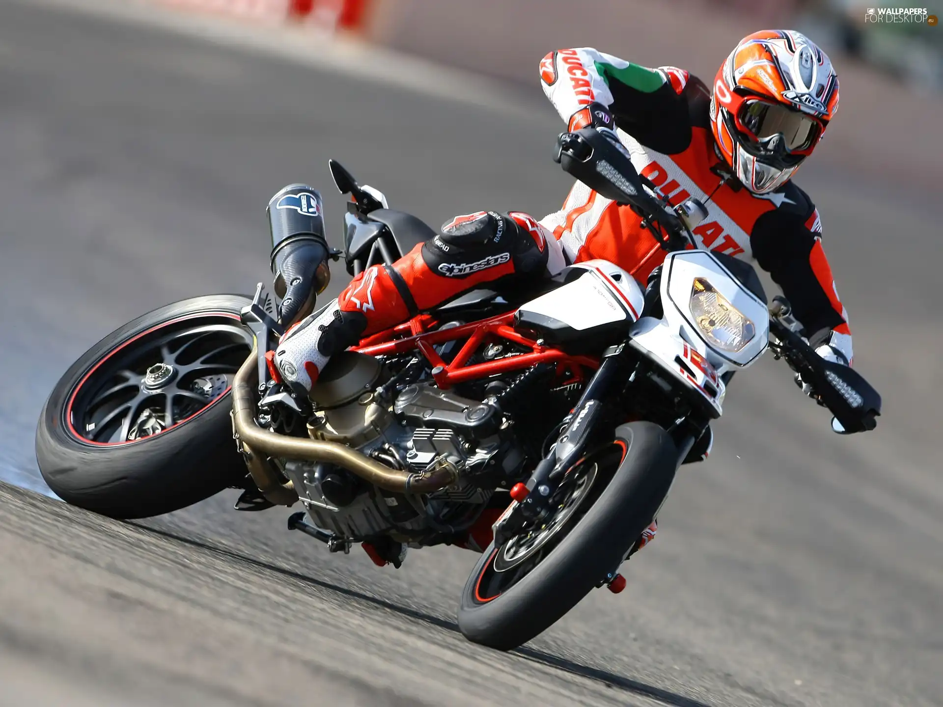 race, Ducati Hypermotard 1100 Evo, track
