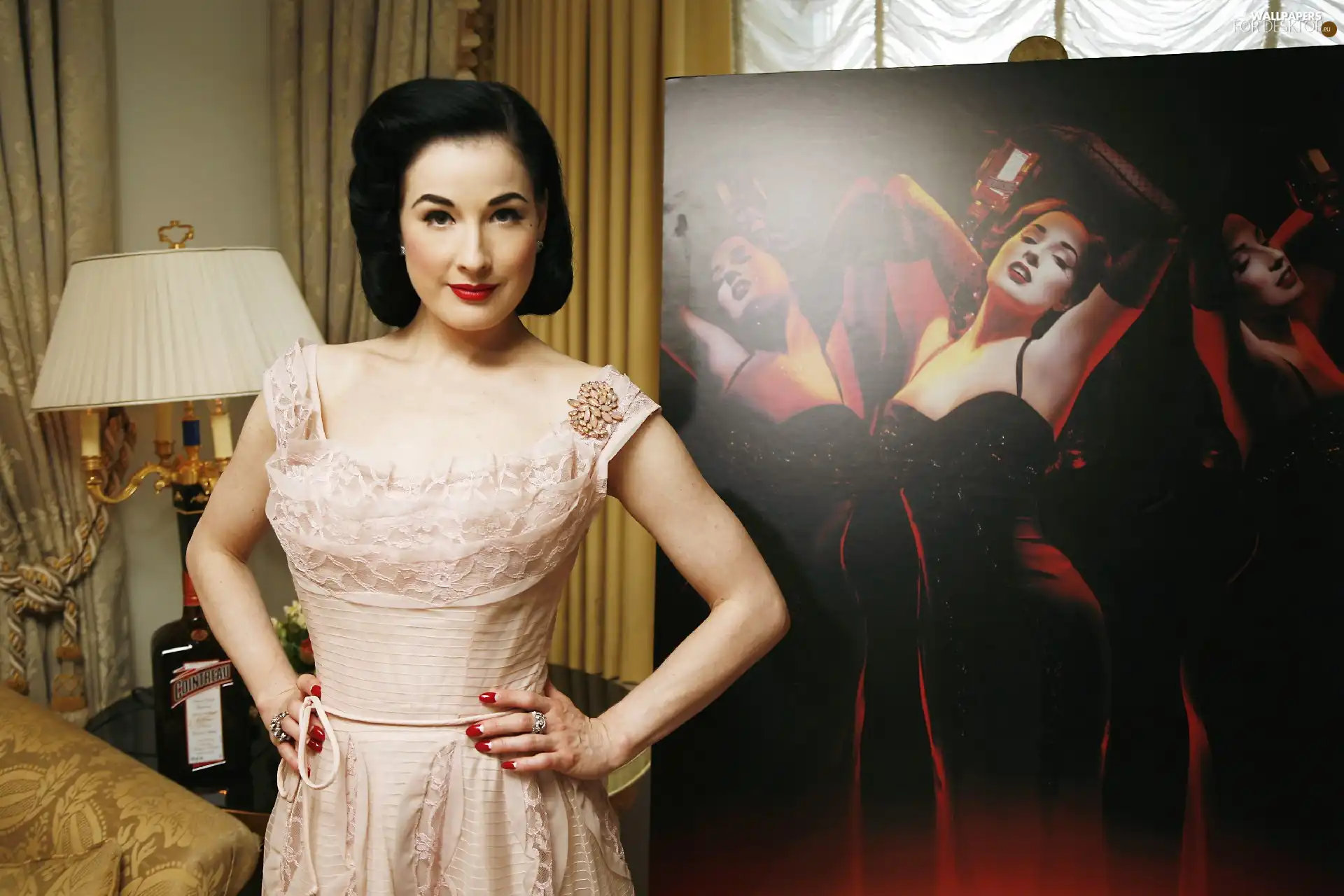 Dita Von Teese, jewellery, make-up, dress