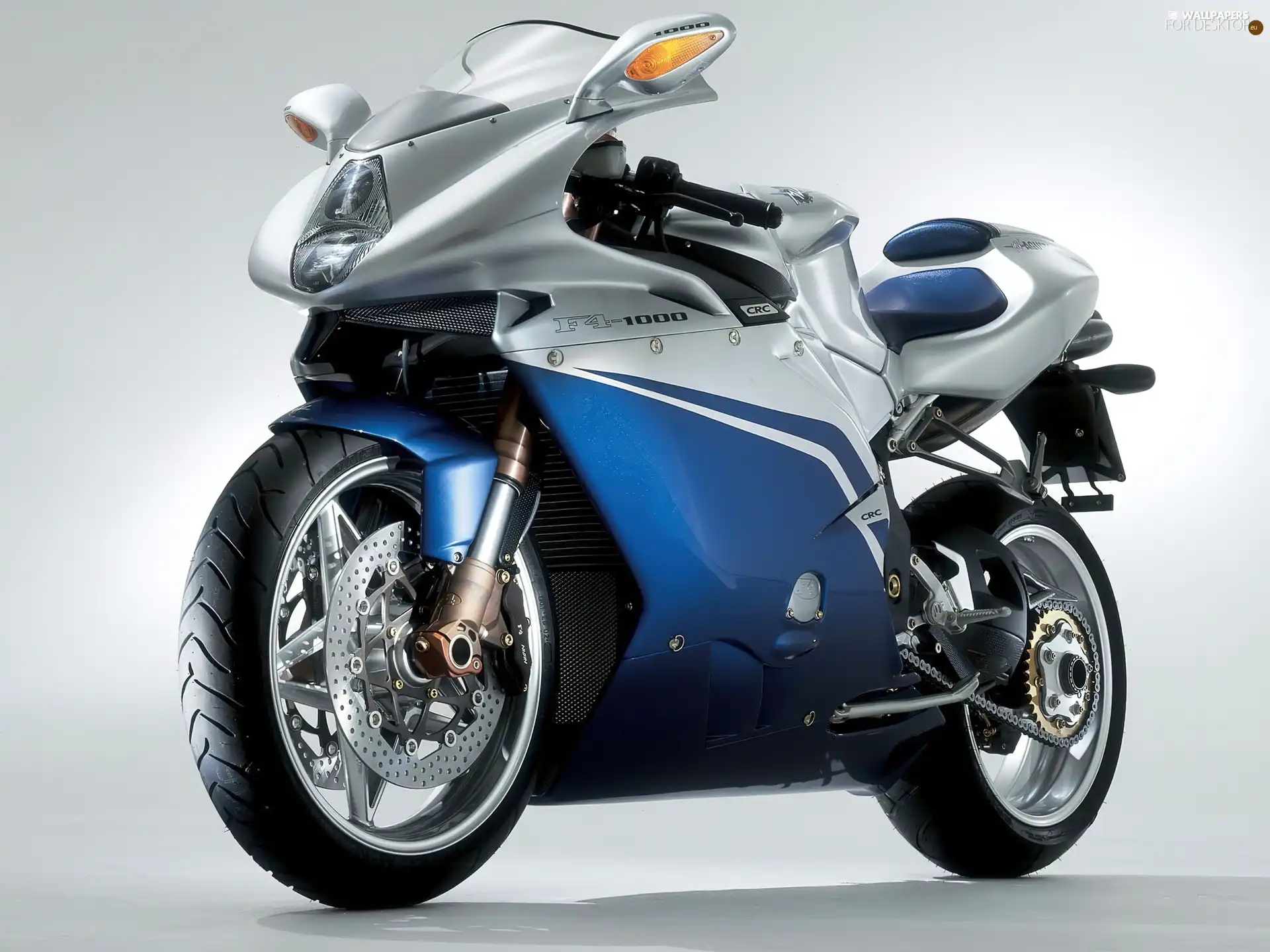 MV Agusta F4 1000S, Ventilated, shields, suspension