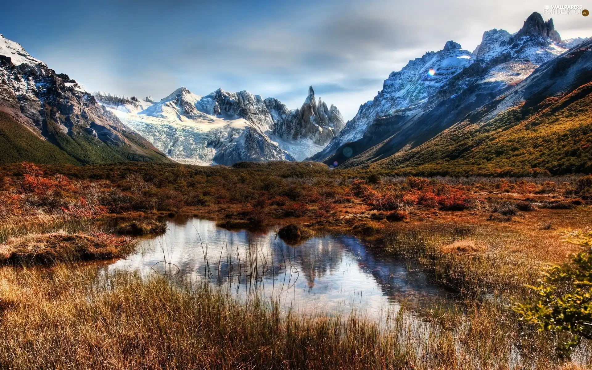 car in the meadow, Mountains, water