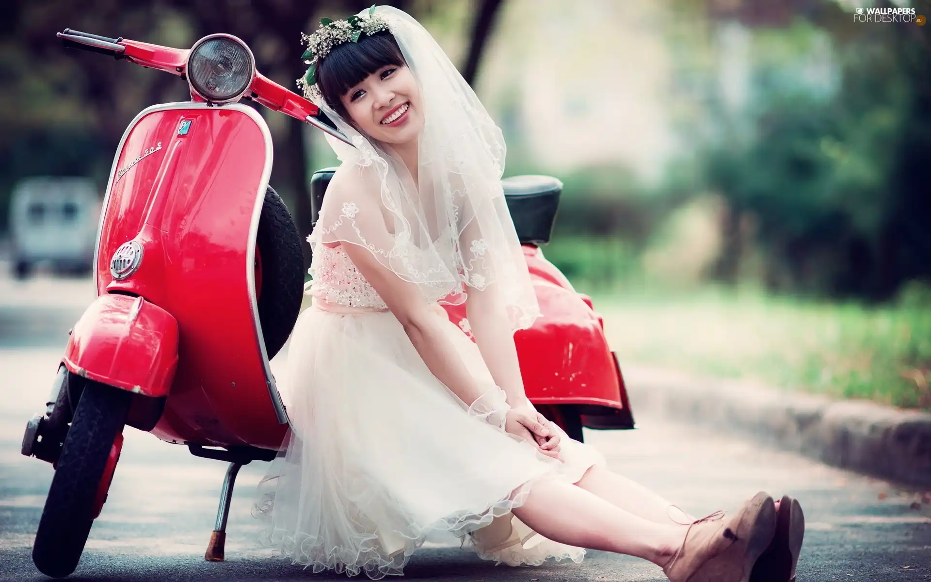young, happy, lady