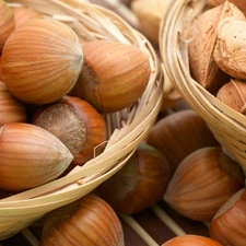 Baskets, hazelnuts, almonds, nuts