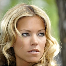 Head, Sylvie van der Vaart, Blonde