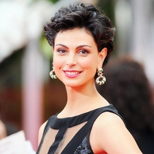 smiling, face, ear-ring, Morena Baccarin