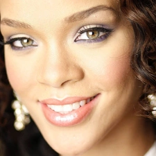 make-up, Rihanna, ear-ring