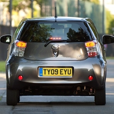 Back, Toyota iQ, Lamps