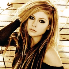 Hair, Avril Lavigne, Longs