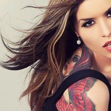 Tattoo, brunette, make-up